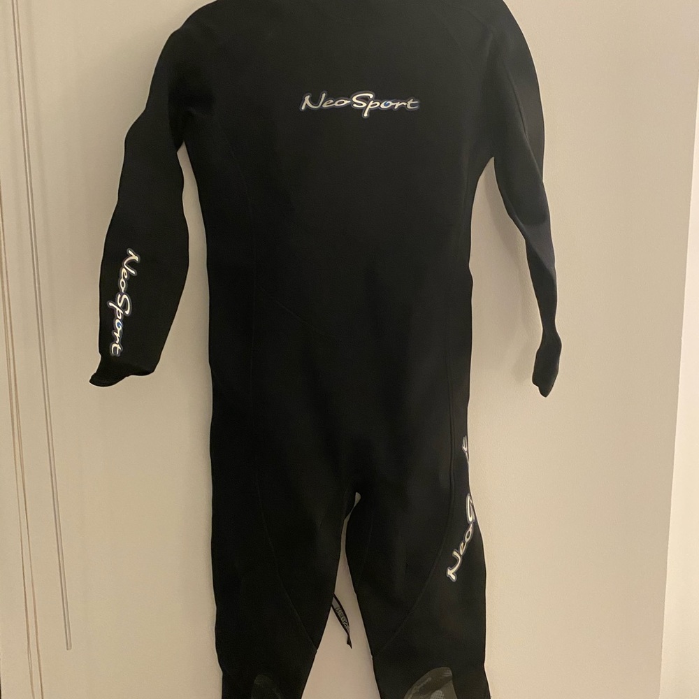 NeoSport 3/2mm Wetsuit